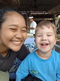 URGENTLY LOOKING FOR A NANNY WHO CAN LIVE IN