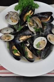 Mussels And Clams In White Wine Recipe Mussels Recipe Clam Recipes Seafood Recipes