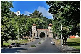 Argentina Buenos Aires La Provincia Mas Grande Y Poblada Buenos Aires A Provincia Maior E Maior Populacao Tandil Argentina Argentina Turismo Argentina