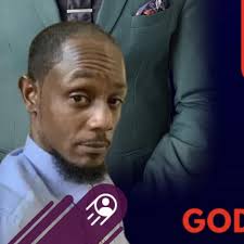 Anyone know a concrete guy to do a 15ft x15ft slab! Called a couple of  people but didn't show up.