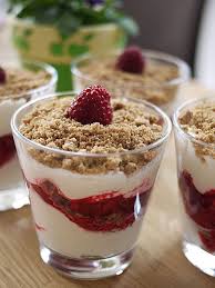 Himbeerdessert Mit Spekulatius Von Ika90 Chefkoch Dessert Rezepte Einfach Einfacher Nachtisch Himbeer Dessert