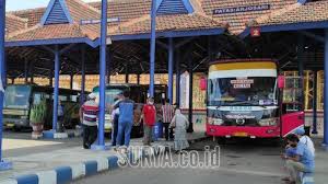 26.000, restu kelas:patas ac seat: Po Belum Jalankan Semua Bus Usai Larangan Mudik Lebaran 2021 Di Terminal Patria Blitar Halaman All Surya