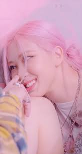 Ella Chau (ellachauhy)