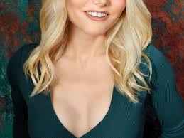 Jessica Anderson - REVAMP MAGAZINE