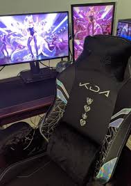 Both editions come in omega and titan variants. Secretlab Kda Omega Furniture Home Living Furniture Chairs On Carousell