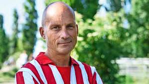 Liefde voor het Duitse voetbal: 'Nog altijd verbaasd over fluim van  Rijkaard'