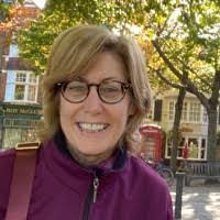 Lori Hayden's Instagram, Twitter & Facebook