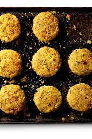 Crisp Quinoa Cakes With Cilantro Scallions And Sriracha Recipe Recipe Quinoa Cake How To Cook Quinoa Mark Bittman