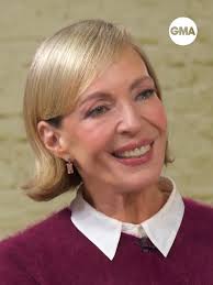 We had two surprise #valentinesday proposals in Times Square this morn...