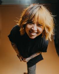 There's a lot of new people here so I thought an introduction might be in  order. Hi I'm Michelle, nice to meet you. 🥹 This place is just a wild  little window