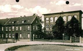 Businessähnliche orte in der nähe. Ein Rundgang Durch Poll Heinrichpoller