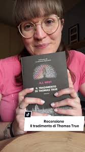Il Tradimento di Thomas True: Recensione Libri