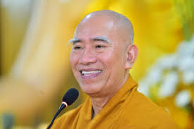 Hòa thượng Thích Tâm Đức hướng dẫn các hành giả tham gia khóa tu xuất gia  gieo duyên lần thứ 3 tọa thiền