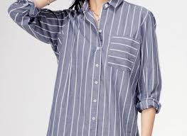 Kain tenun lurik adalah pakaian khas dari jawa terutama jawa tengah dan yogyakarta. Desain Baju Cantik Modern Model Baju Atasan Wanita Motif Garis