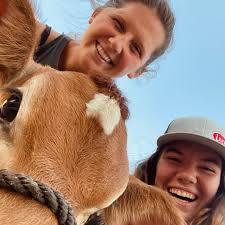 Did you know the word #Selfie was first used back in 2002? Some of our  followers weren't even born yet! . . Fast forward to today, and we're  celebrating #NationalSelfieDay with some