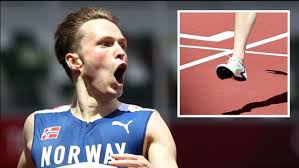 Karsten warholm is a norwegian athlete and olympic champion who competes in the sprints and hurdles. Tokyo Olympics Karsten Warholm World Record 400m Hurdles World Reacts Planet Concerns