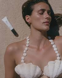 My beautiful friend, Perri.... my words can not express my broken heart. I  think of you often and pray for you and your loved ones. I appreciate the  moments I shared with