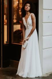 Blush brautkleid mit wunderschönem rückenausschnitt. Brautkleid Aus Spitze Tull In Blush Amelie Noni Brautmode 2021