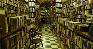 Chicago S Oldest Bookstore Ending 100 Year Run On South Side Bookstore Chicago Book Nooks