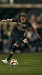 Pedrinho can receive the number10 in a very representative moment: Pedrinho Casal Corinthiano Corinthians Jogadores Wallpaper Corinthians