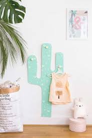 Kleiderstander 60 Ideen Und Modelle Zum Einlegen In Die Dekoration Neu Dekoration Stile Kinderzimmer Dekor Coole Kinderzimmer Kinder Zimmer Deko