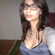 Annie Gregg's Instagram, Twitter & Facebook