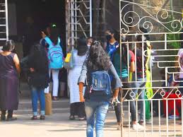 As per the sources, du 2021 admission process 2021 for pg course will start from 26th july 2021 & for ug course from 2nd august 2021. Du Admission 2021 When Will The Registration For Delhi University Admission Process Start The Officer Gave This Information Presswire18