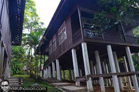 Senarai lokasi rumah peranginan persekutuan (premier) dalam negeri: Kadar Sewa Penginapan Rumah Peranginan Persekutuan Untuk Kakitangan Awam Badan Berkanun Dan Pesara