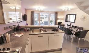 ديكورات مطابخ مفتوحة على الصالون بتصاميم عصرية صوت الامارات