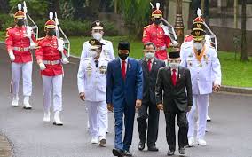 Nama zainal arifin paliwang menjadi perbincangan setelah unggul di perolehan suara pilgub kaltara 2020 lewat hasil quick count kpu. Presiden Lantik Gubernur Sulawesi Utara Dan Gubernur Kalimantan Utara Di Istana Bisnis Com