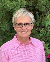 Ila Smith's Instagram, Twitter & Facebook