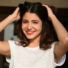 Anushka Sharma Fg On Twitter Gorgeous Hairstyle Anushkasharma Rajkumar hirani has given the leading stars of his movies a new look. anushka sharma fg on twitter