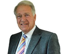 Glass News January 2023 by Christina Lazenby