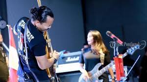 Check spelling or type a new query. Kunci Gitar Chord Dan Lirik Lagu Kotak Pelan Pelan Saja Main Dari Kunci C Bangka Pos