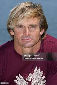 26 Photos & High Res Pictures