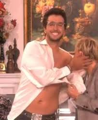 Luke Bryan Rips His Shirt Off What You Re Smelling Is All Me Kitten