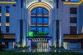 What are some restaurants close to holiday inn express glasgow city centre riverside? Holiday Inn Express Haining City Center An Ihg Hotel Haining Updated 2021 Prices