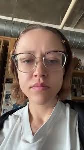 Nichole Beach's Instagram, Twitter & Facebook