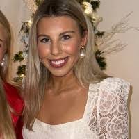 Leah Rolen's Instagram, Twitter & Facebook