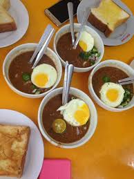 Lunch or dinner even for tea time. Kacang Pool Haji Larkin Inani Hazwani