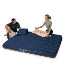 Amazon Com Intex Classic Downy Queen Airbed With 2 Pillows And Double Quick Hand Pump Sports Outdoors Air Bed Air Mattress Air Mattress Camping