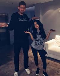 Mi Piace 379 Commenti 1 Becky G News Bgfacts Su Instagram Via Stefanomagnoni Ig Mayores O Becky G Outfits Becky G Shower Prettiest Celebrities