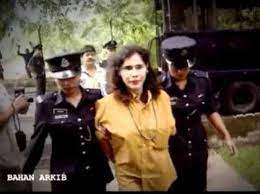 Pada 9 februari 1995, mahkamah tinggi temerloh menjatuhkan hukuman gantung sampai mati terhadap mohd affandi, mona fandey serta. Kes Mona Fendy Paling Tinggalkan Kesan Zaman Khan