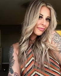 Kali Roberts (@kali_roberts) • Instagram photos and videos