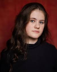 Phoebe Jones's Instagram, Twitter & Facebook