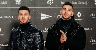 He rose to popularity with his single una lady como tú (2016). Is Manuel Turizo A Twin What You Need To Know About Julian Turizo