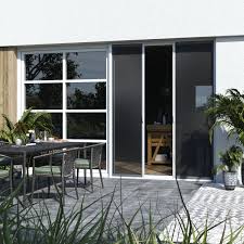 Sur fenetre24.com, les baies vitrées sont disponibles à bon prix avec un ou plusieurs vantaux, des vitrages et des profilés de la plus grande qualité. Moustiquaire Enroulable Laterale Pour Porte Sur Mesure Moustiquaires Pour Portes Moustiquaires Domondo