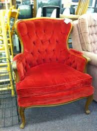 The Amazing Vintage Tufted Red Velvet Chair I Scored For 40 At Goodwill Check It Out On Fabfrugali Luxury Dining Room Modern Outdoor Chairs Red Velvet Chair
