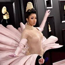 Cardi b is actually blooming out of her grammys gown. Grammys 2019 All The Red Carpet Fashion