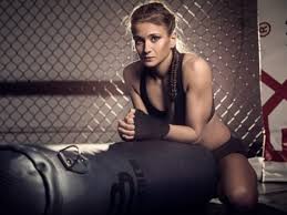 She is the former ksw women's flyweight champion Karolina Kowalkiewicz Married Boyfriend Height Weight Bio Networth Height Salary
